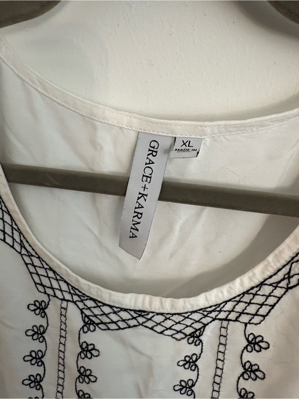 Grace + Karma Women’s Embroidered White Boho Dress -
Size XL - Picture 5 of 7